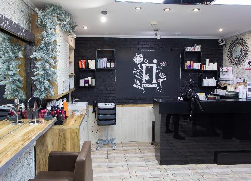 Персона Хан